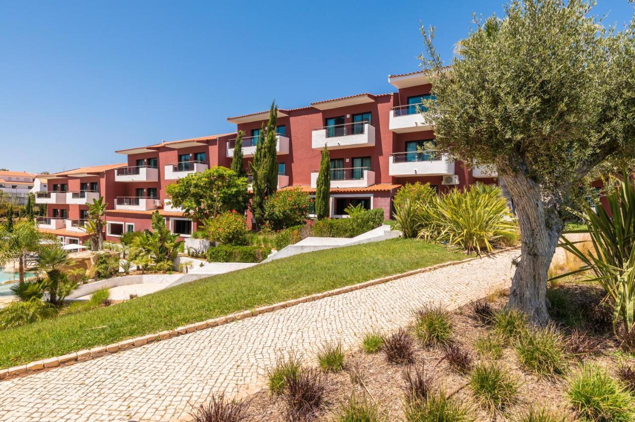 Topazio Vibe Beach Hotel & Apartments - Adults Friendly Albufeira Bagian luar foto