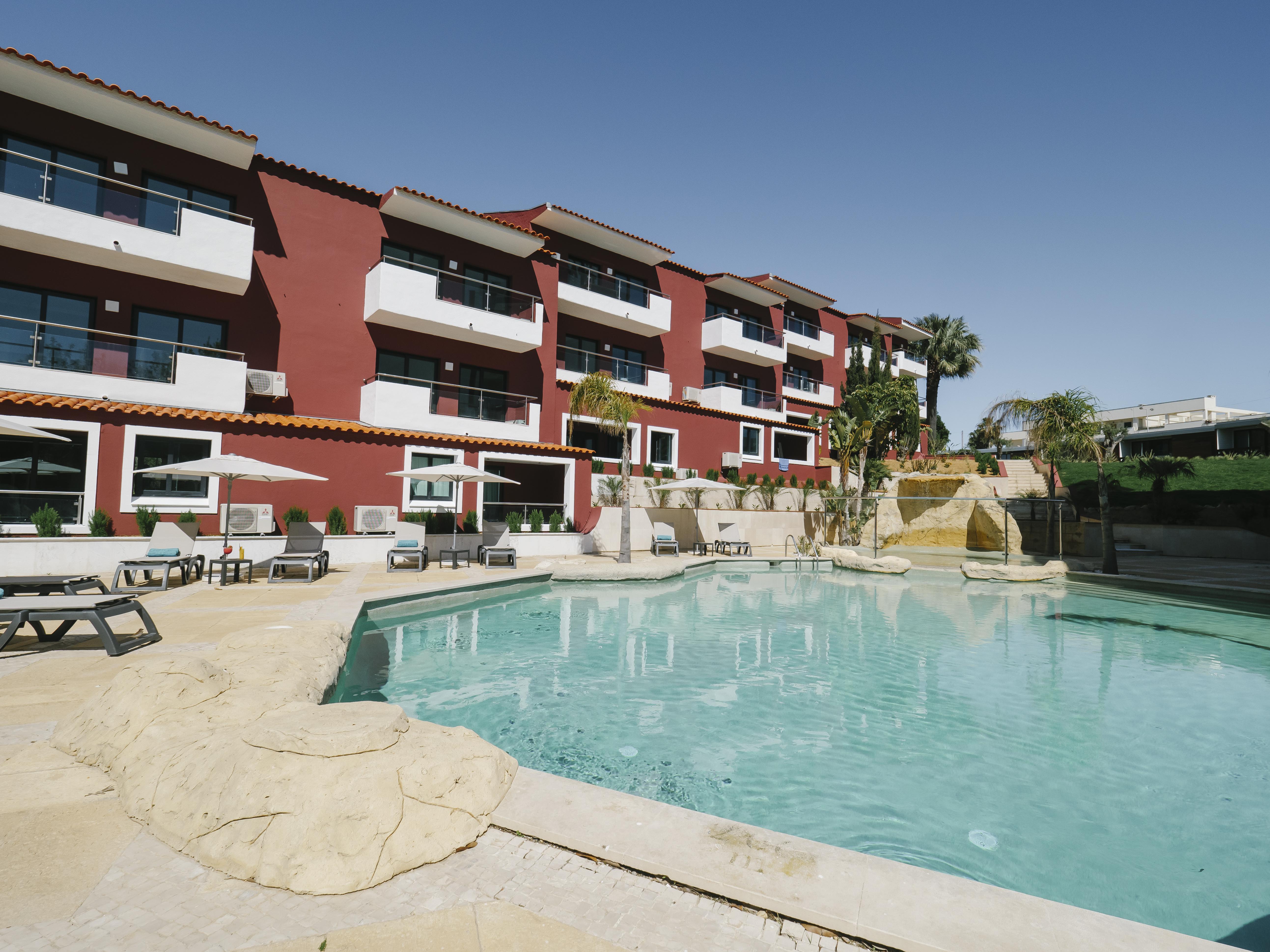 Topazio Vibe Beach Hotel & Apartments - Adults Friendly Albufeira Bagian luar foto