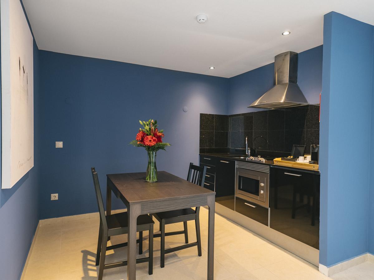 Topazio Vibe Beach Hotel & Apartments - Adults Friendly Albufeira Ruang foto